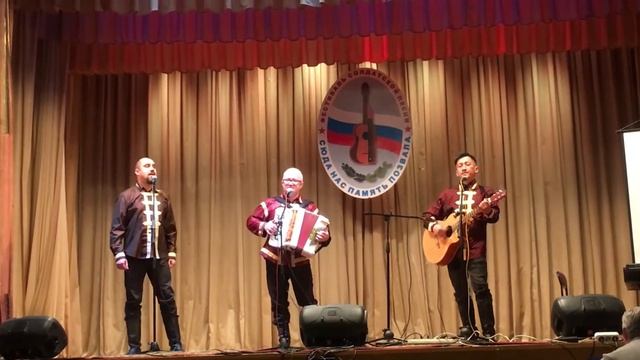 За лесом солнце просияло (Казачья). Ансамбль казачьей песни "Сваты" смотреть онлайн