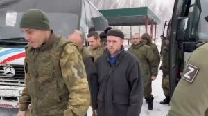 Так проходил обмен пленными с украинской стороной. Домой вернулись 63 российских бойца.