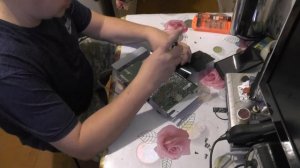 Монитор Acer AL1716, моргает экран, тикает внутри. Ремонт легче легкого..