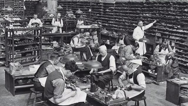 Dr. Martens: Darum sind die Kult-Schuhe heute fünfmal so teuer wie früher | Ganz schön teuer! смотреть онлайн