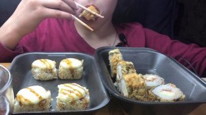 МКБАНГ БОЛЬШИЕ ГОРЯЧИЕ СУШИ / РОЛЛЫ / АСМР | #MUKBANG #ROLLS #SUSHI