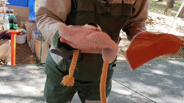 Едрить мой плешивый череп! Это ? Клёвые банные шапки от Леси Мурмолка смотреть онлайн