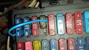 Даф 105 стеклоподъёмники работают без включения зажигания.