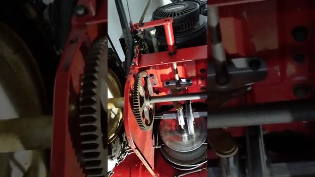 MTD Snowblower wheel stoped working.