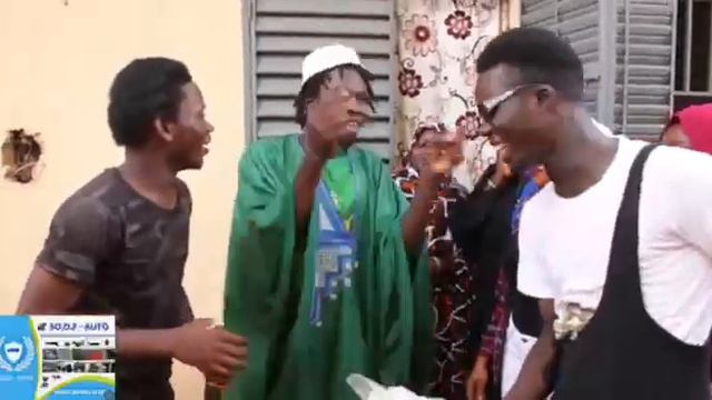 Diarra ni Traoré et laminne bah a faire de diamant de Bougouni 🤣🤣🤣🤣 смотреть онлайн