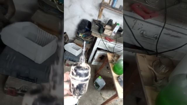 замена фильтра тонкой очистки Мазда Демио DY3W смотреть онлайн