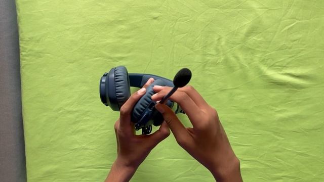 Unboxing and review of the 'JBL Quantum 100' headset.Best headset to buy in 2024. смотреть онлайн