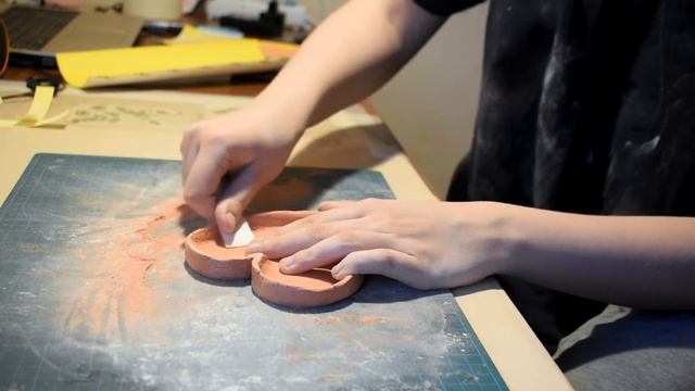 леплю тарелки из глины смотреть онлайн