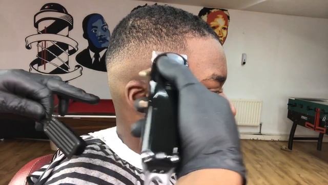 Perfect Skin FADE In 8 Minutes (EASY STEP BY STEP) | BARBER TUTORIAL смотреть онлайн