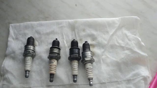 Чистка свечей зажигание !Дедовским способом ! смотреть онлайн