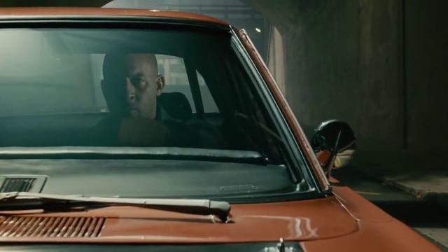 Furious 7 Dom's Plymouth VS Shaw's Ghibli смотреть онлайн