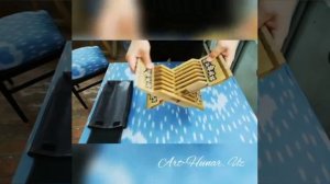 Лаух - подставка под книгу.