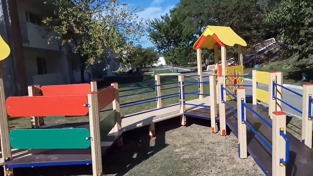 Детская площадка смотреть онлайн