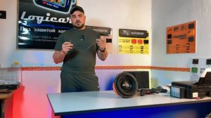 Сабвуфер DL Audio Raven 10" в Opel Astra J