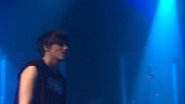 Александр Бон - В сердцах (live) 03.03.2016, клуб "Космонавт" СПб смотреть онлайн