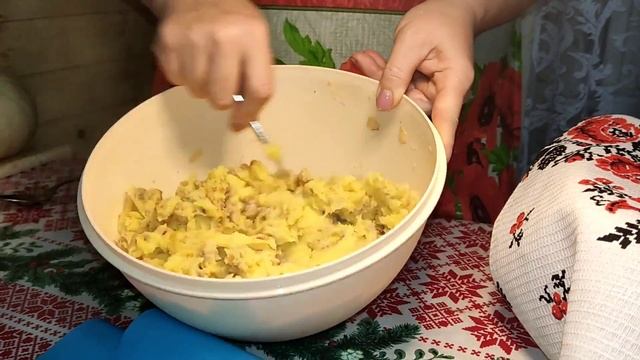 ПИРОГИ С ФАРШЕМ И КАРТОШКОЙ. СЕКРЕТ ПРИГОТОВЛЕНИЯ ПЫШНОГО ТЕСТА. КАК ПРИГОТОВИТЬ смотреть онлайн