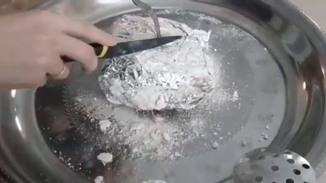 Мясо в фольге в казане на костре смотреть онлайн