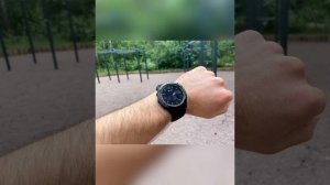 Распаковка Гармин эндуро вид на руке unboxing Garmin enduro