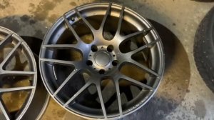 Разноширокие диски на 19. BMW