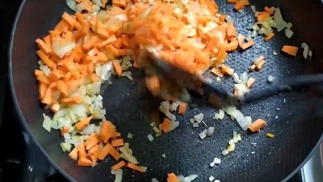 Готовим борщ. Cooking ukrainian borsch.