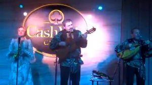 В красной рубашоночке