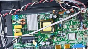 Не гаснет подсветка при выключении телевизора Hyundai H-LED28V22