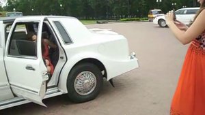Лимузин Экскалибур Фантом на выпускной в Минске- acc-limo.by