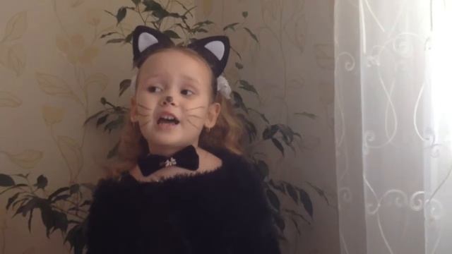 Что такое счастье? - это наши Дети! Девочка 4,5 лет рассказывает стих. смотреть онлайн