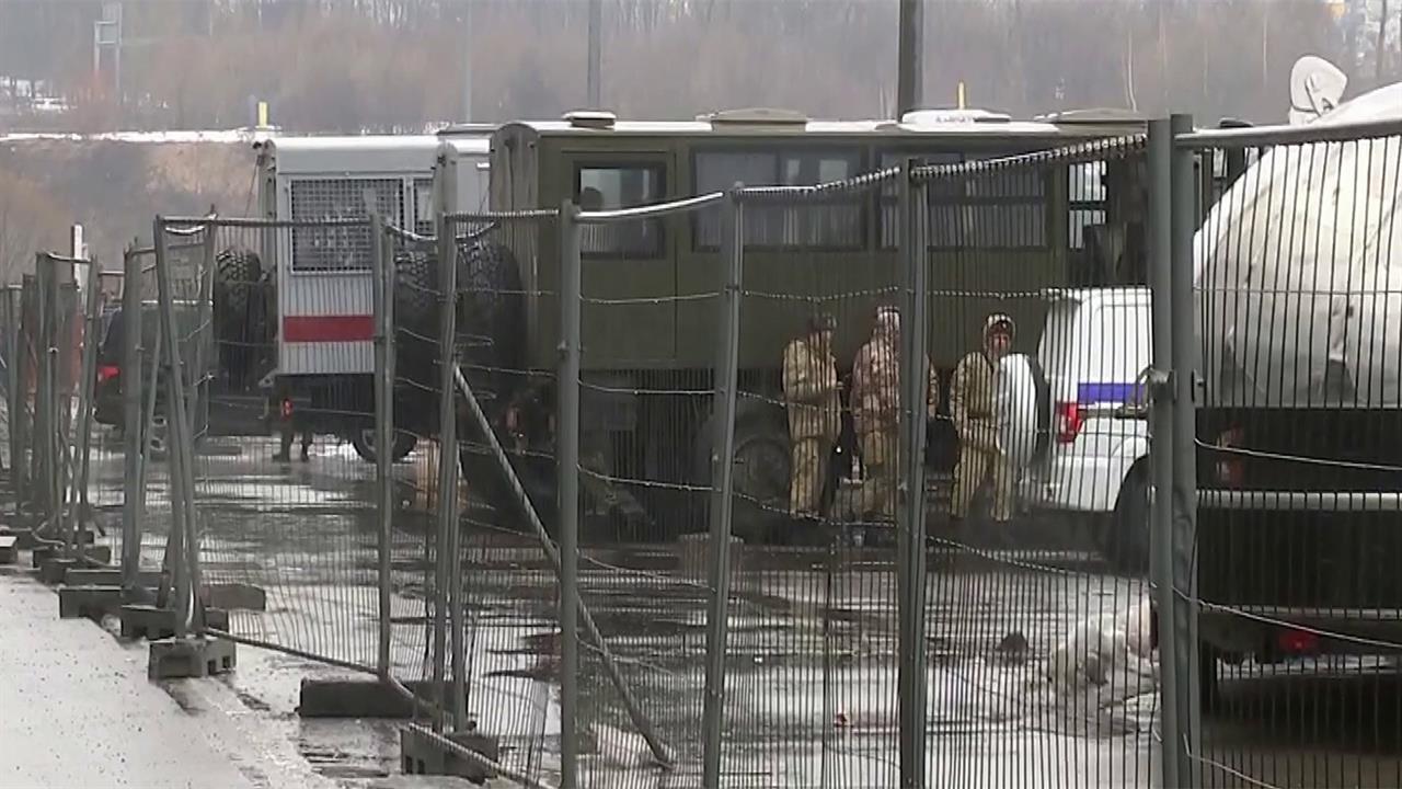 В "Крокус Сити Холле" работают военные, сотрудники МЧС и Росгвардии