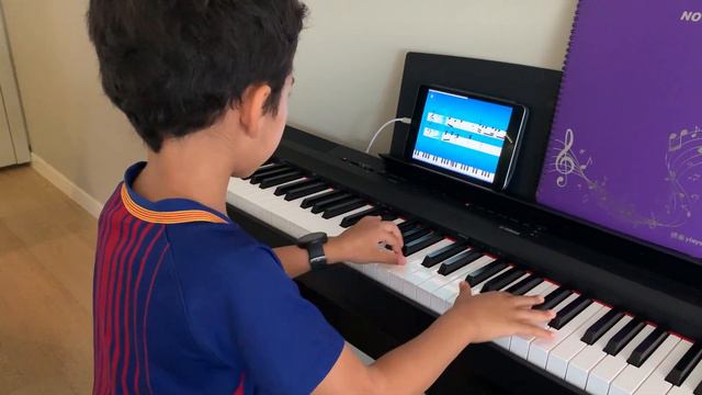 Simply Piano - Symphony No. 40 смотреть онлайн