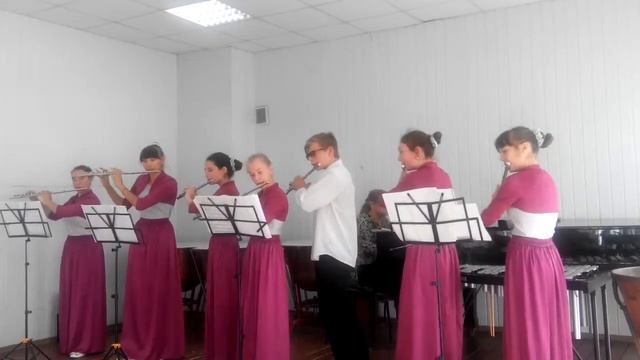 V.Gavrilin, Tarantella, Flute ensemble. Ukraine / В.Гаврилин, Тарантелла, ансамбль флейтистов смотреть онлайн