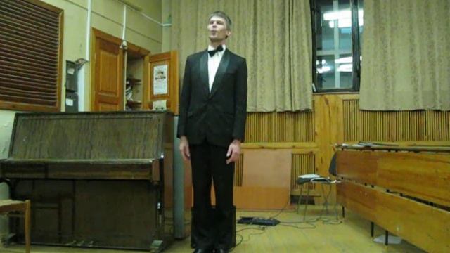 Александров Григорий читает свой стих -" На берегу Обского моря."в НГУ.