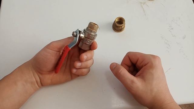 Как правильно намотать лен на резьбу (как намотать паклю).