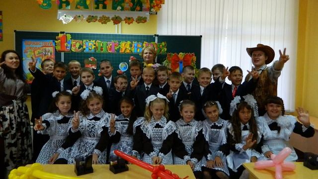 Выпускникам 9 «Б» класса от первой учительницы,  Казеевой М.В.
