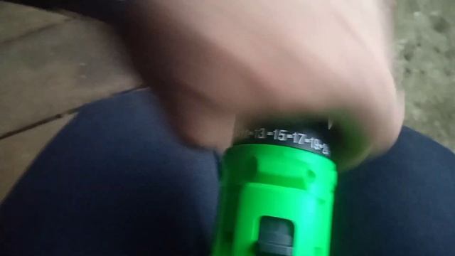 одноразовая бита для шуруповерта. смотреть онлайн