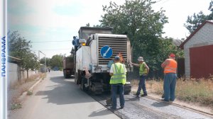 Ровная, как скатерть: в Волновахе специалисты ремонтируют более 7 км дорог!