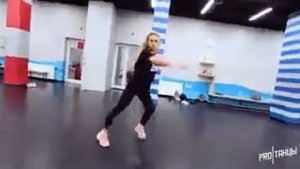 Алиса Доценко ? вог