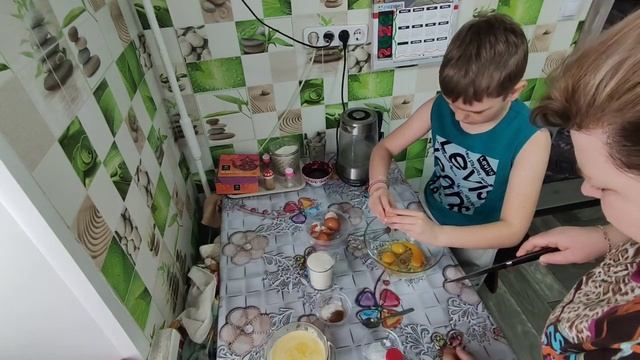 ??ДИМА ГОТОВИТ ПРЯНИКИ// ?МОТИВАЦИЯ НА ГЛАЖКУ//?В МАГАЗИНЕ// ВЛОГ//