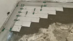 укладка плитки в гараже