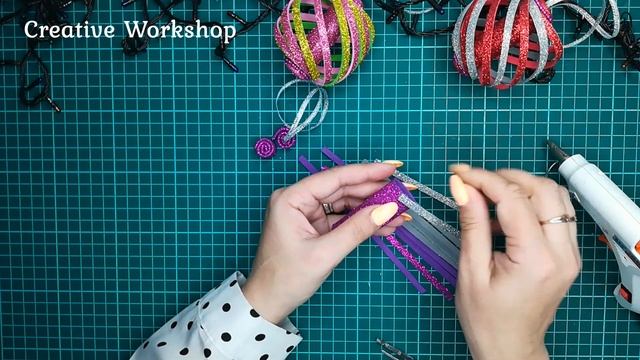 DIY?Я В НИХ ВЛЮБИЛАСЬ!?КРАСИВЫЕ ШАРИКИ СПИРАЛЬКИ на елку своими руками?Игрушки из фоамирана?