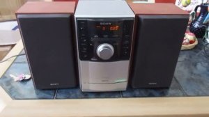 SONY MP3 MINI HIFI CMT EH10