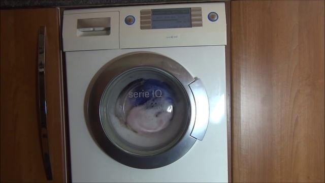 Siemens Serie IQ Washing Machine : Sudslocking Final spin смотреть онлайн