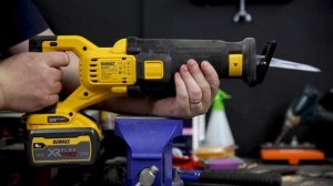 NEW DEWALT Gen2 54v Flexvolt Reciprocating Saw (DCS389)