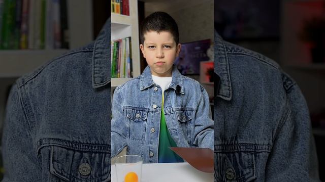 ⁉️КАК ПЕРЕМЕСТИТЬ МЯЧ 🥎 В СТАКАН, НЕ КАСАЯСЬ МЯЧА И СТАКАНА 🤷♂️