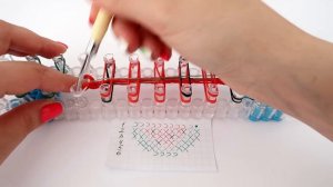 АРБУЗНАЯ ДОЛЬКА фреска из резинок на станке | Watermelon rainbow loom charm