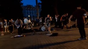 Уличные рок музыканты