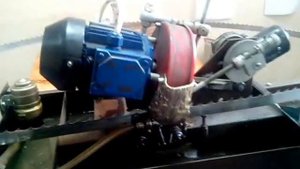 Работа заточного станка АЗУ 02-50 проф