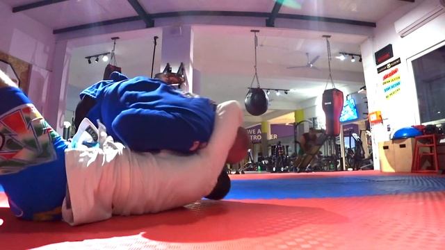 Вольная Борьба против Джиу Джитсу | Борец против Бойца Джиу Джитсу смотреть онлайн