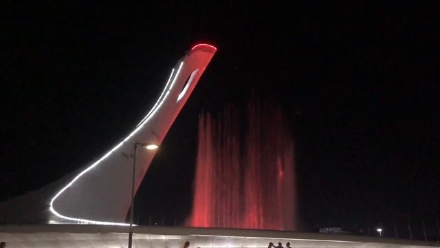 Влог | поющий фонтан исполняет песню полет Валькирии смотреть онлайн