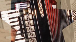 Hello -  Lionel Richie (accordion-Levon Andreasyan)